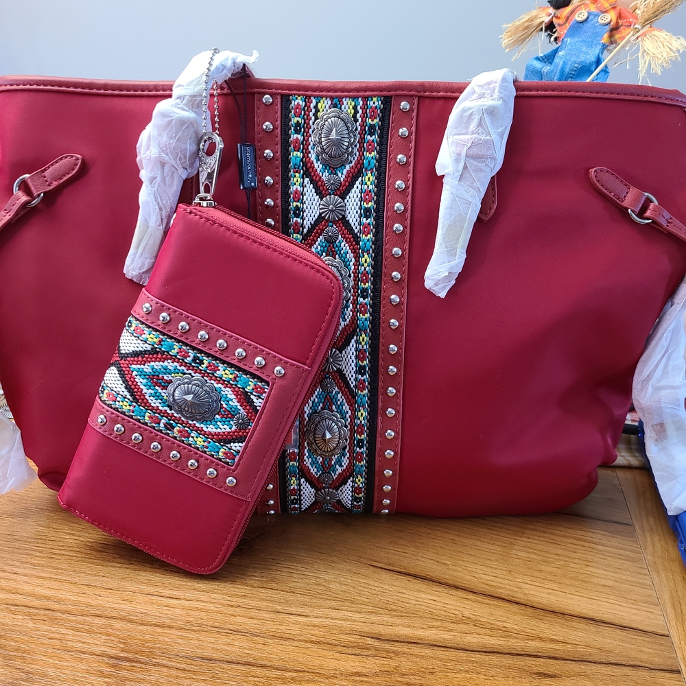 MONTANA WEST..Stylish Red Embroidered Women's Bag Set.....leather